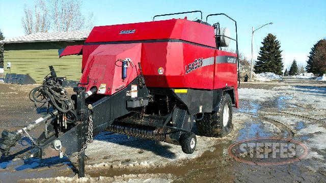 2002 Case-IH LBX331P_1.jpg